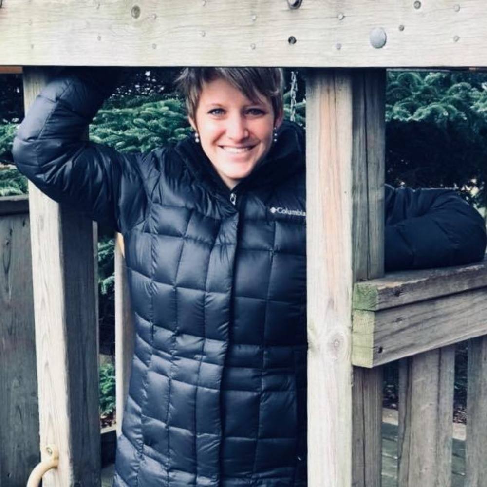 Meet your Posher, Leslie